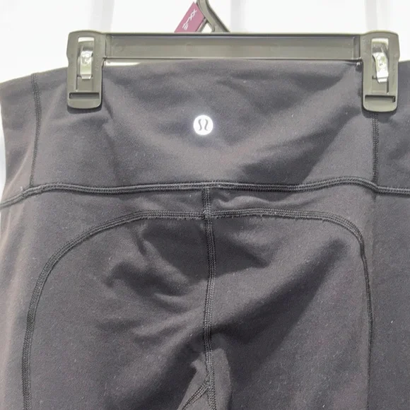 Lululemon Athletica Black Cropped Ankle Pants - Picture 7 of 9